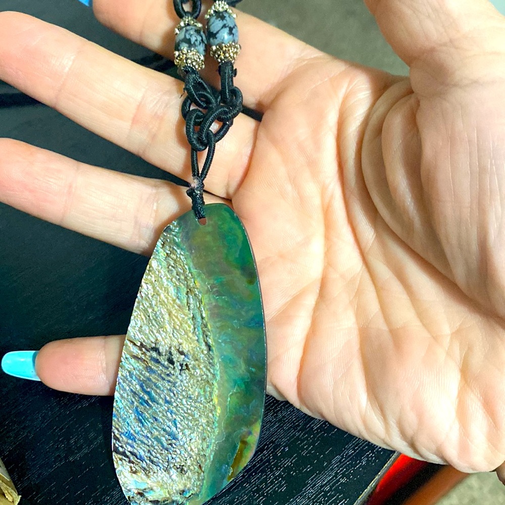 Cookie Lee Lightweight Colorful Shell Necklace - - image 5